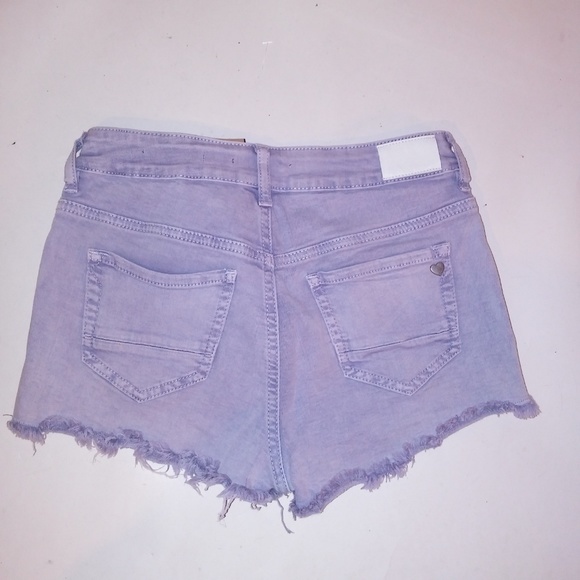 Kendall & Kylie Shorts - Picture 5 of 8